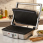GRILL INOX Orbegozo. Plate with non-stick coating. Healthy cooking without oils. Power: 1,500 W. GRILL INOX Orbegozo. Plate with non-stick coating. Healthy cooking without oils. Power: 1,500 W.