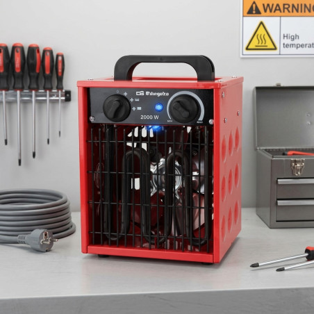Stufa professionale Orbegozo con corpo in metallo. Potenza 2000W. Temperatura regolabile tramite termostato.