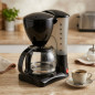 Cafeteira de gotejamento de 6 xícaras, 550 W | Máquina de café de 0,6 litro | Cafeteira com filtro antigotejamento | Jarra de vi