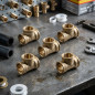 Pack 5 Te latón Hembra 1'' | Accesorio laton Aenor | Te rosca hembra 1'' | Unión Tubos Riego | Conector Latón Tubos Pack 5 Te latón Hembra 1'' | Accesorio laton Aenor | Te rosca hembra 1'' | Unión Tubos Riego | Conector Latón Tubos
