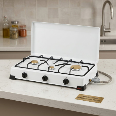 Gas cooker with 3 burners, adjustable burner