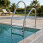 Escaleras para piscinas con peldaño de seguridad, modelo a elegir Escaleras para piscinas con peldaño de seguridad, modelo a elegir