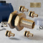 10mm tank outlet fitting. 10mm tank outlet fitting.