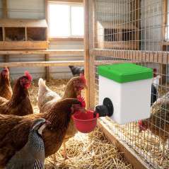 1 Liter Waterer | Chickens | Poultry | Farm | Animals | Measures 18x9x19 cm, sturdy and practical