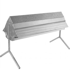 Lammfutterautomat 208 x 80 cm.  Kapazität 110 kg