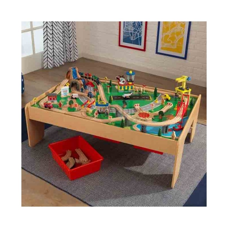 Set de train avec table en bois avec design de montagne avec cascade