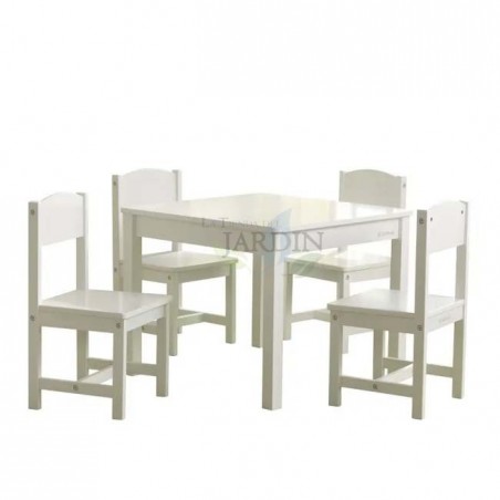 Ensemble table et 4 chaises de ferme. 