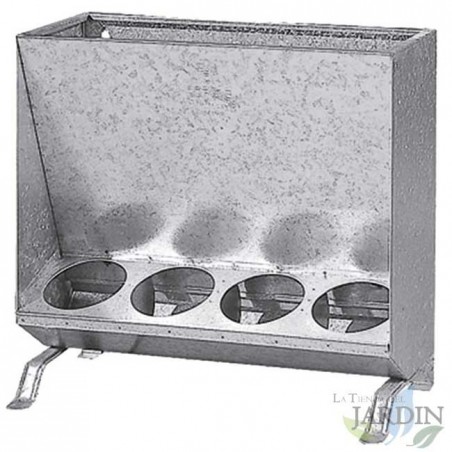 Comedouro para leitões com 4 compartimentos. Capacidade 20 kg.