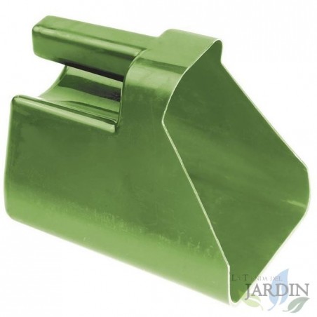  Futterschaufel aus Kunststoff mit 1,3 kg Fassungsvermögen